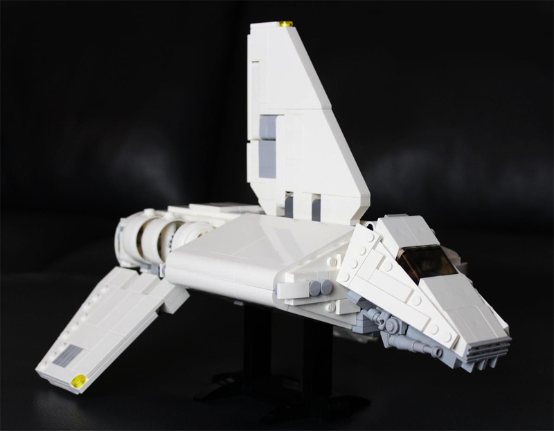 Illustration for article titled Custom LEGO Star Destroyer Is So Huge It Has A Three-Level Interior